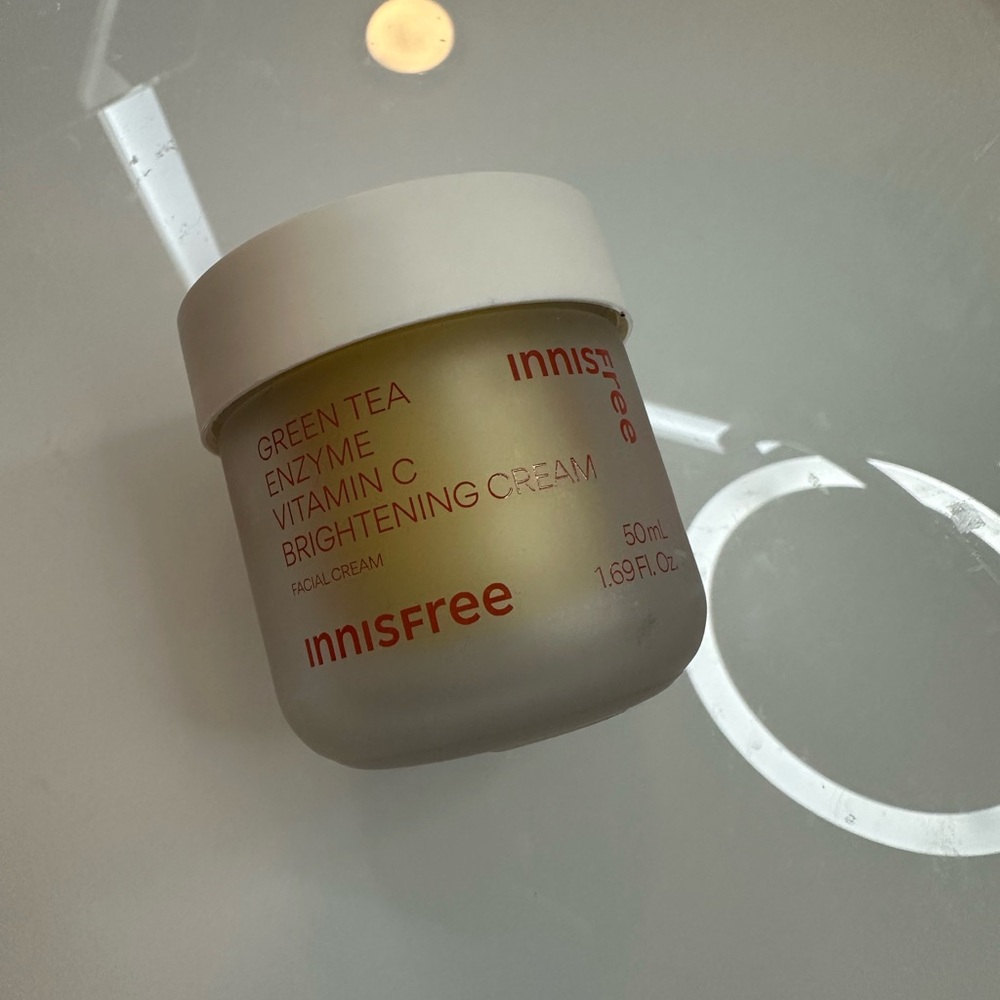 Innisfree Green Tea Enzyme Vitamin C Brightening Cream
